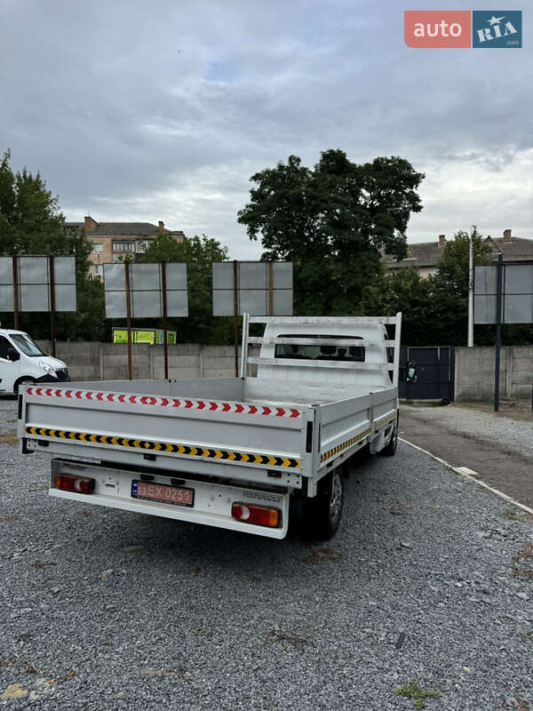 Другие грузовики Renault Master 2021 в Ровно