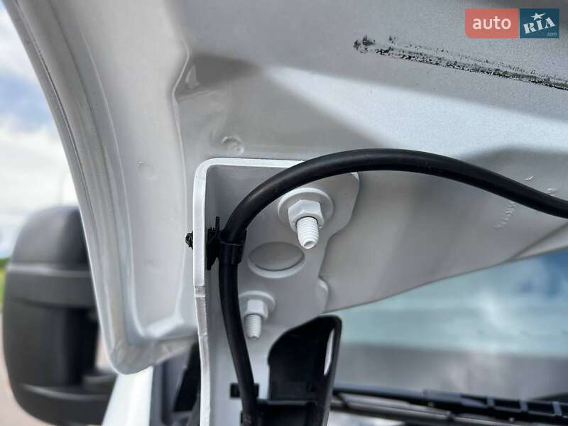 Грузовой фургон Renault Master 2021 в Киеве