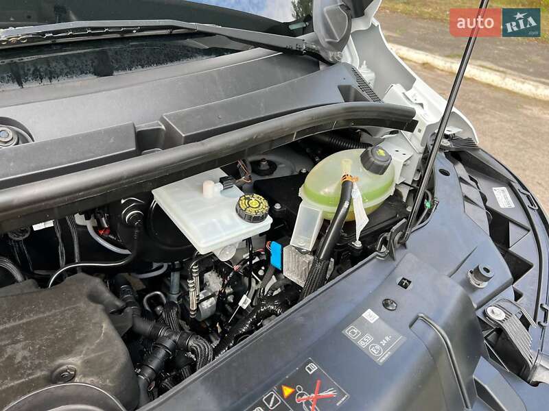 Грузовой фургон Renault Master 2021 в Киеве