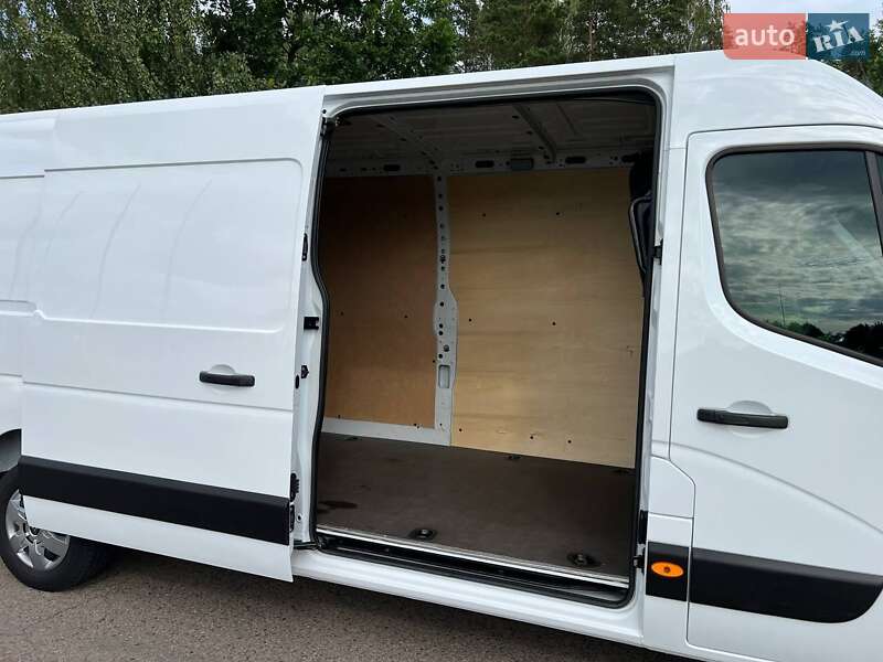 Грузовой фургон Renault Master 2021 в Киеве