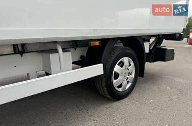 Грузовой фургон Renault Master 2021 в 