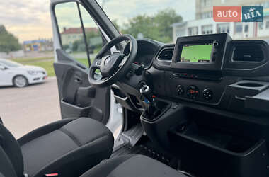 Грузовой фургон Renault Master 2021 в 
