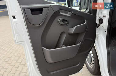 Грузовой фургон Renault Master 2018 в 