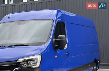 Грузовой фургон Renault Master 2021 в 