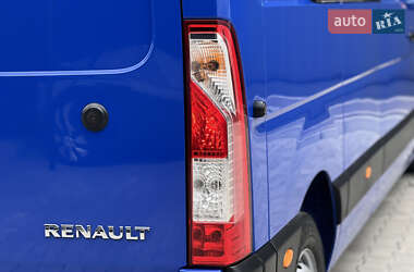 Грузовой фургон Renault Master 2021 в 