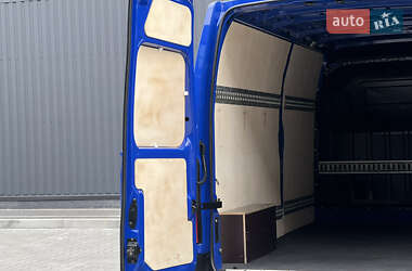 Грузовой фургон Renault Master 2021 в 