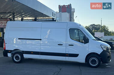 Грузопассажирский фургон Renault Master 2022 в 