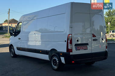 Грузопассажирский фургон Renault Master 2022 в 