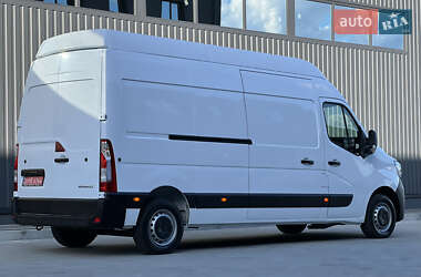 Грузовой фургон Renault Master 2022 в 