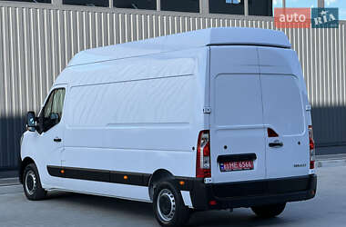 Грузовой фургон Renault Master 2022 в 