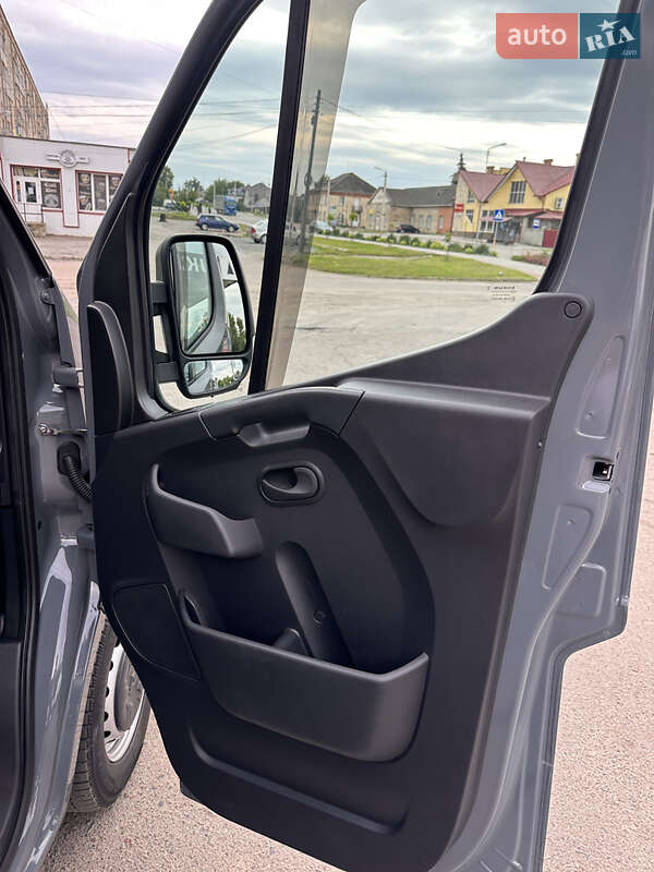 Грузовой фургон Renault Master 2020 в Дубно