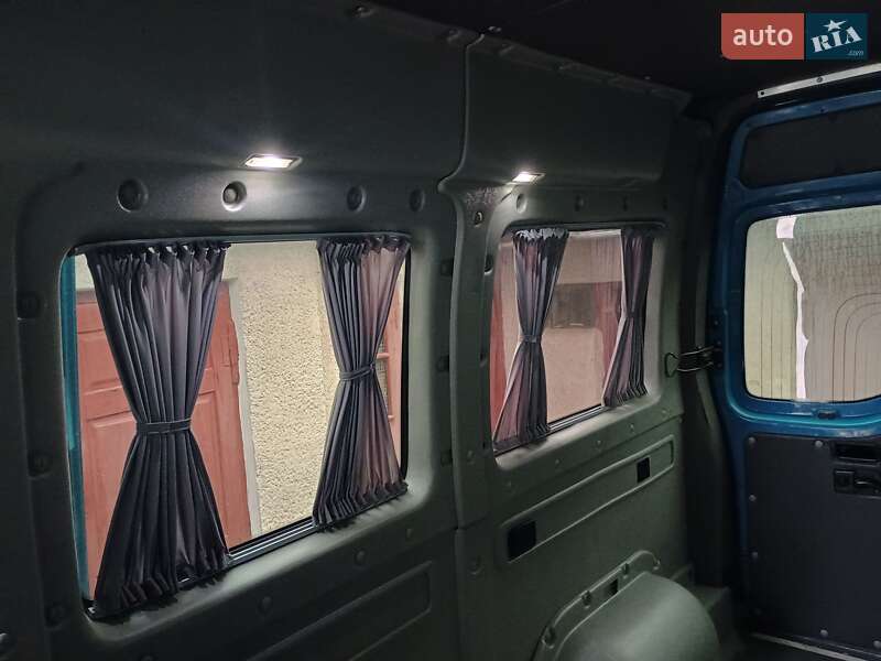 Грузопассажирский фургон Renault Master 2004 в Нововолынске фото 18 Грузопассажирский фургон Renault Master 2004 в Нововолынске