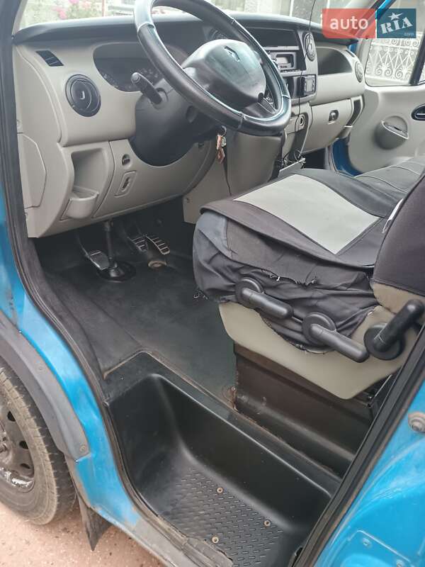 Грузопассажирский фургон Renault Master 2004 в Нововолынске фото 22 Грузопассажирский фургон Renault Master 2004 в Нововолынске