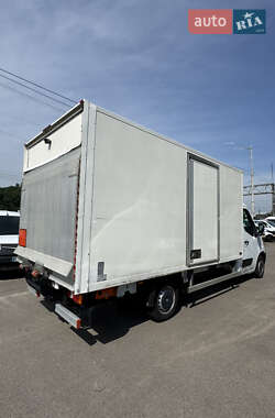 Грузовой фургон Renault Master 2019 в 