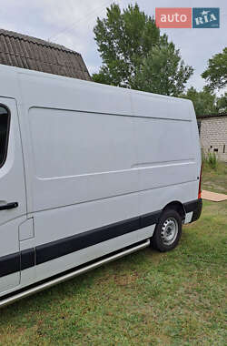 Грузовой фургон Renault Master 2018 в 