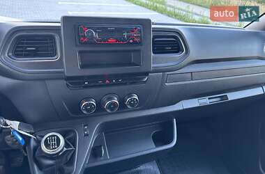 Грузовой фургон Renault Master 2021 в 