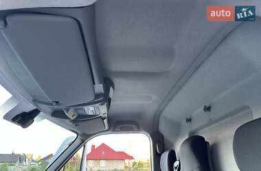 Грузовой фургон Renault Master 2021 в 