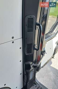 Грузовой фургон Renault Master 2020 в 