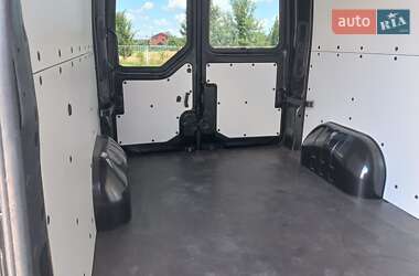 Грузовой фургон Renault Master 2020 в 