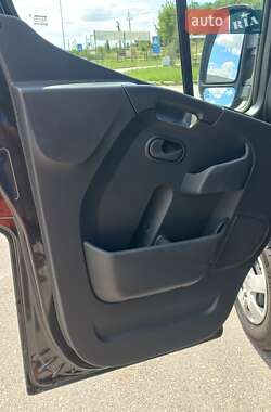 Грузовой фургон Renault Master 2020 в 
