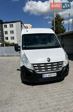 Грузовой фургон Renault Master 2012 в 