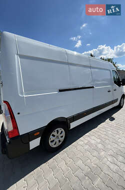 Грузовой фургон Renault Master 2012 в 
