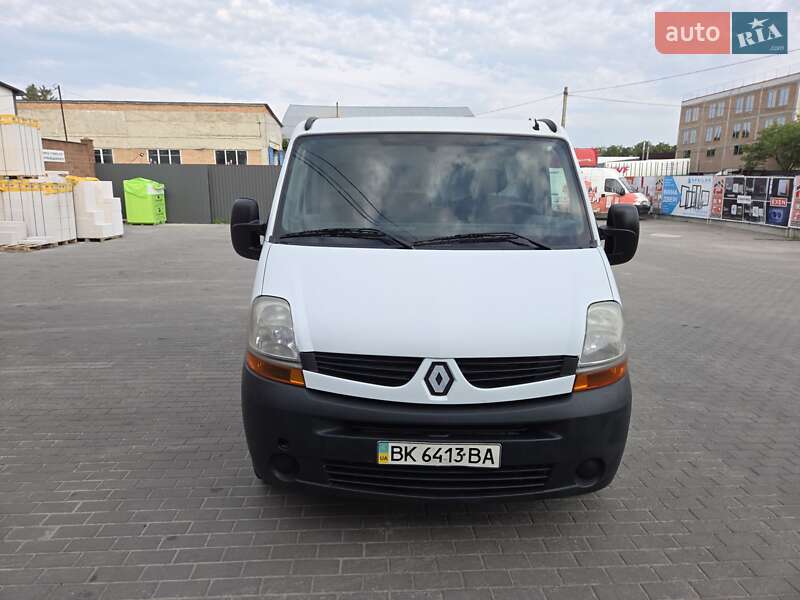 Грузовой фургон Renault Master 2008 в Ровно