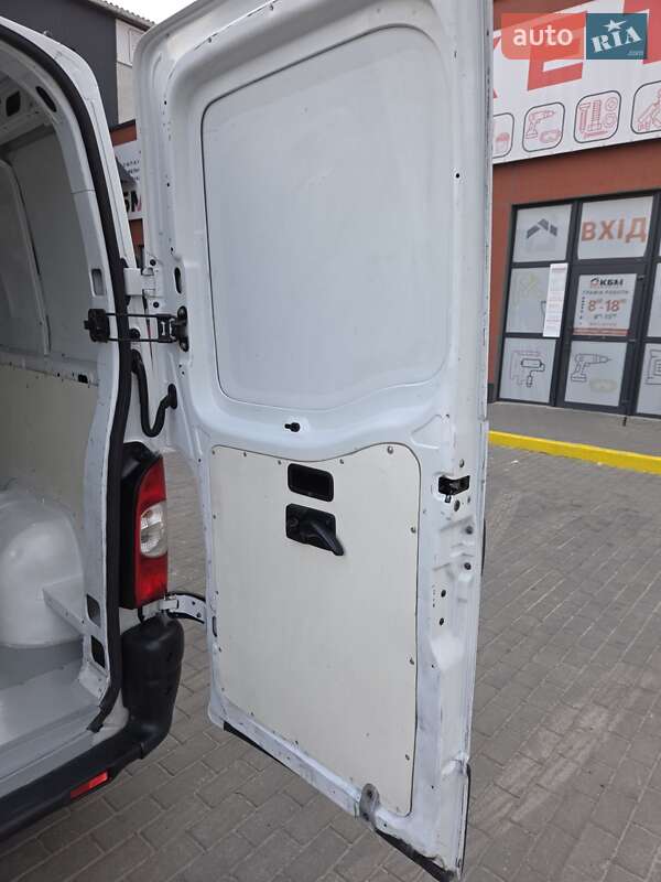 Грузовой фургон Renault Master 2008 в Ровно