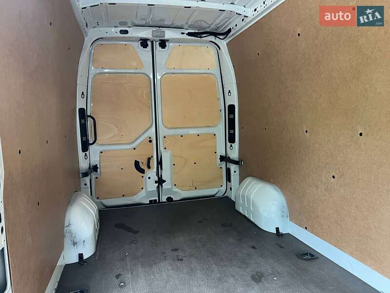 Грузовой фургон Renault Master 2022 в Киеве