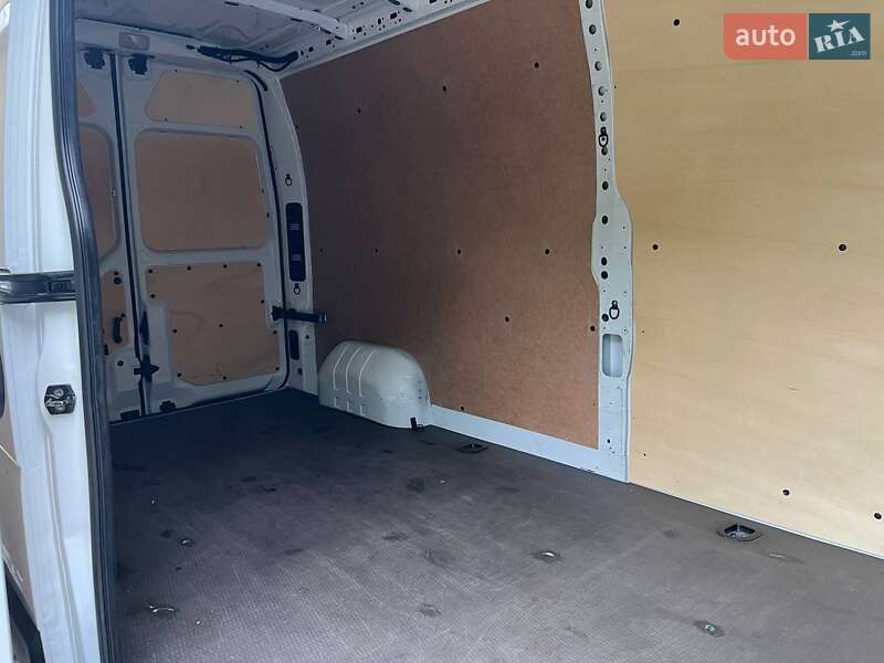 Грузовой фургон Renault Master 2022 в Киеве