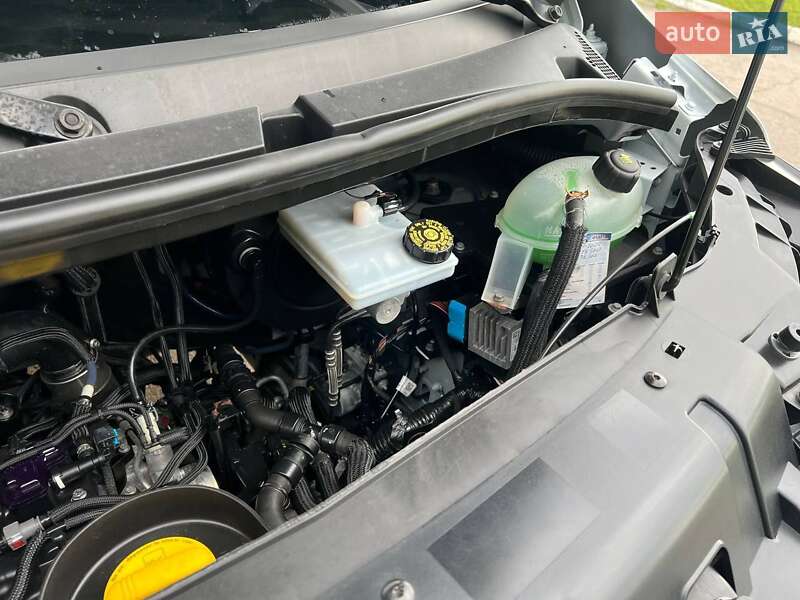 Грузовой фургон Renault Master 2022 в Киеве