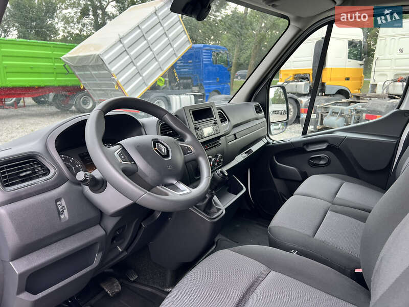 Грузовой фургон Renault Master 2022 в Умани