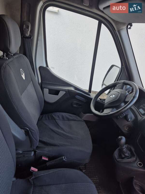 Вантажний фургон Renault Master 2014 в Дрогобичі