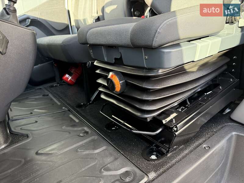 Грузовой фургон Renault Master 2023 в Киеве