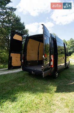 Грузовой фургон Renault Master 2018 в 