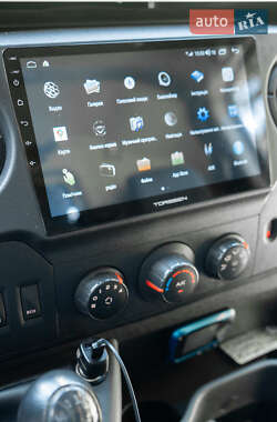 Грузовой фургон Renault Master 2018 в 