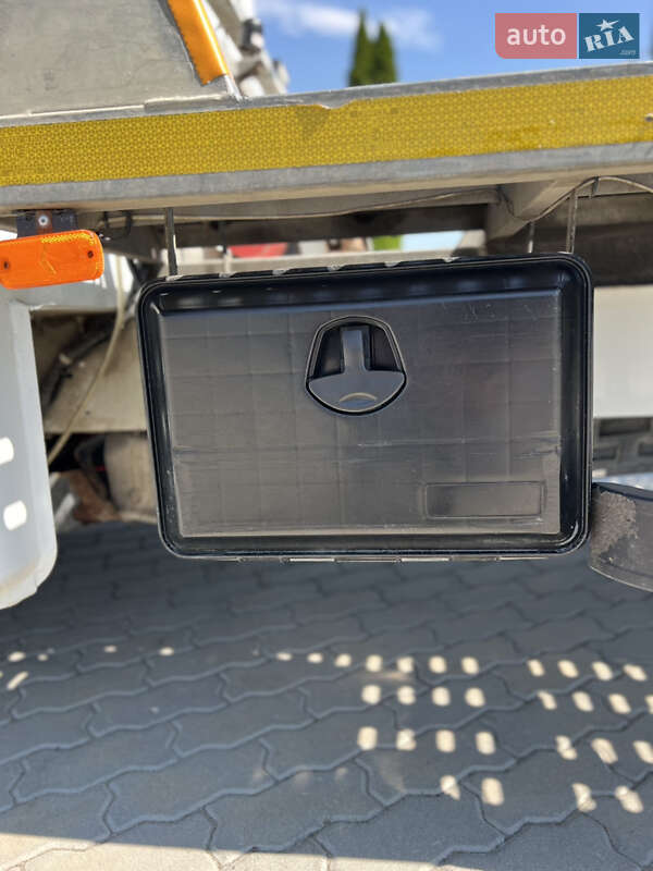 Автовоз Renault Master 2016 в Яворове