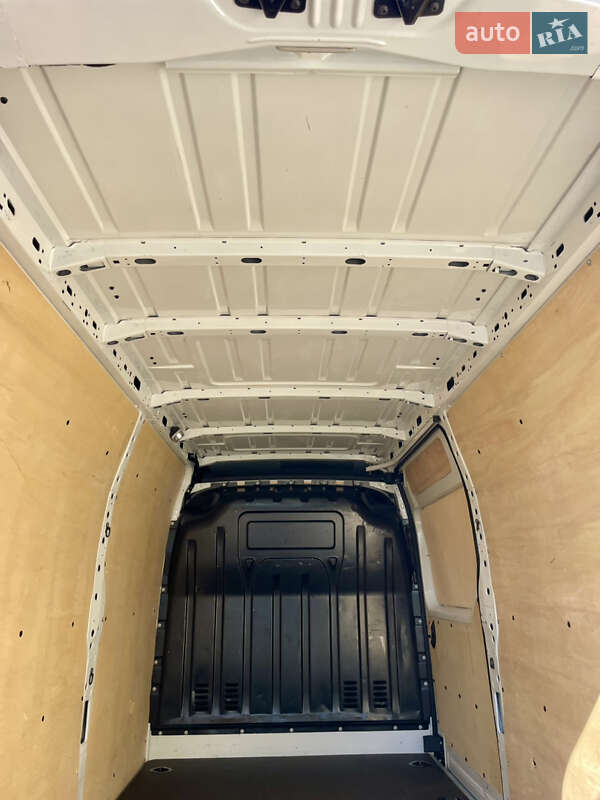 Грузовой фургон Renault Master 2021 в Луцке