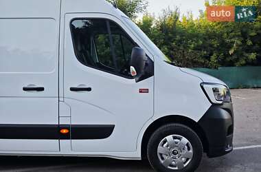 Грузовой фургон Renault Master 2021 в 