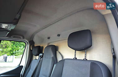 Грузовой фургон Renault Master 2021 в 
