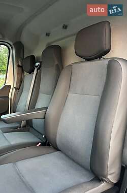 Грузовой фургон Renault Master 2021 в 