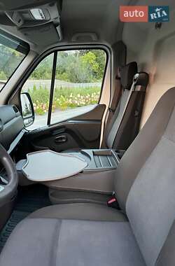 Грузовой фургон Renault Master 2021 в 