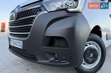 Грузовой фургон Renault Master 2021 в 