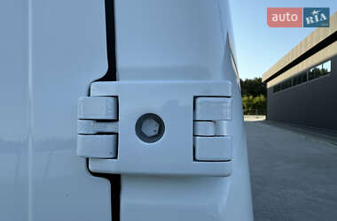 Грузовой фургон Renault Master 2021 в 