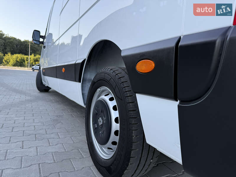 Грузовой фургон Renault Master 2021 в Дубно