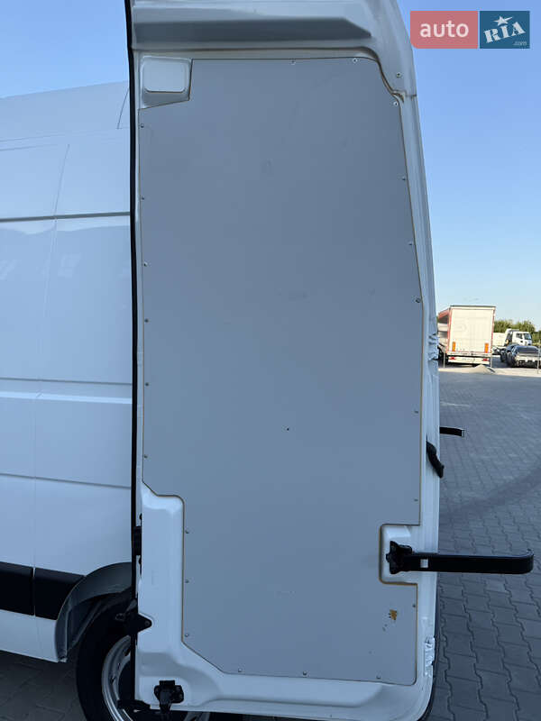 Грузовой фургон Renault Master 2021 в Дубно