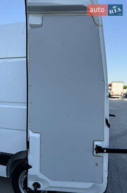 Грузовой фургон Renault Master 2021 в 