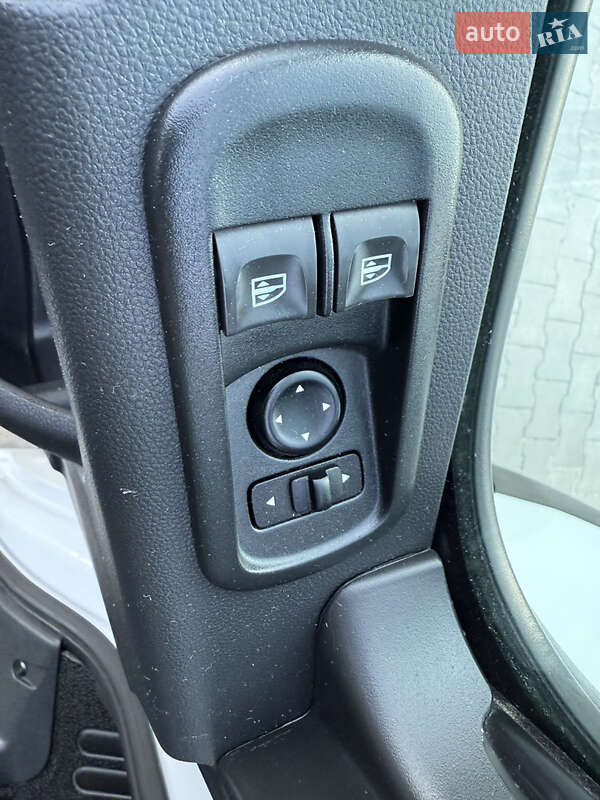 Грузовой фургон Renault Master 2021 в Дубно