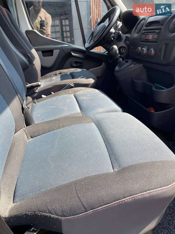 Другие грузовики Renault Master 2015 в Киеве