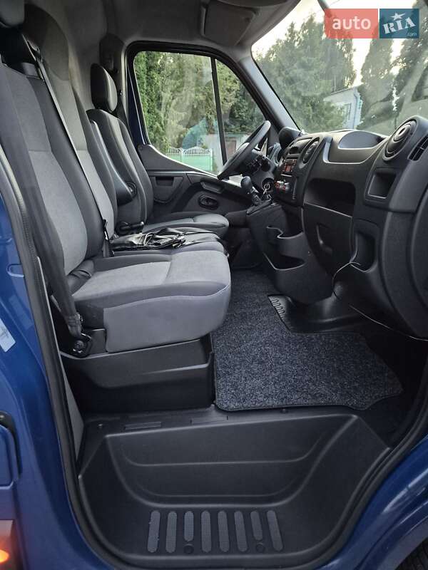 Грузовой фургон Renault Master 2019 в Ровно